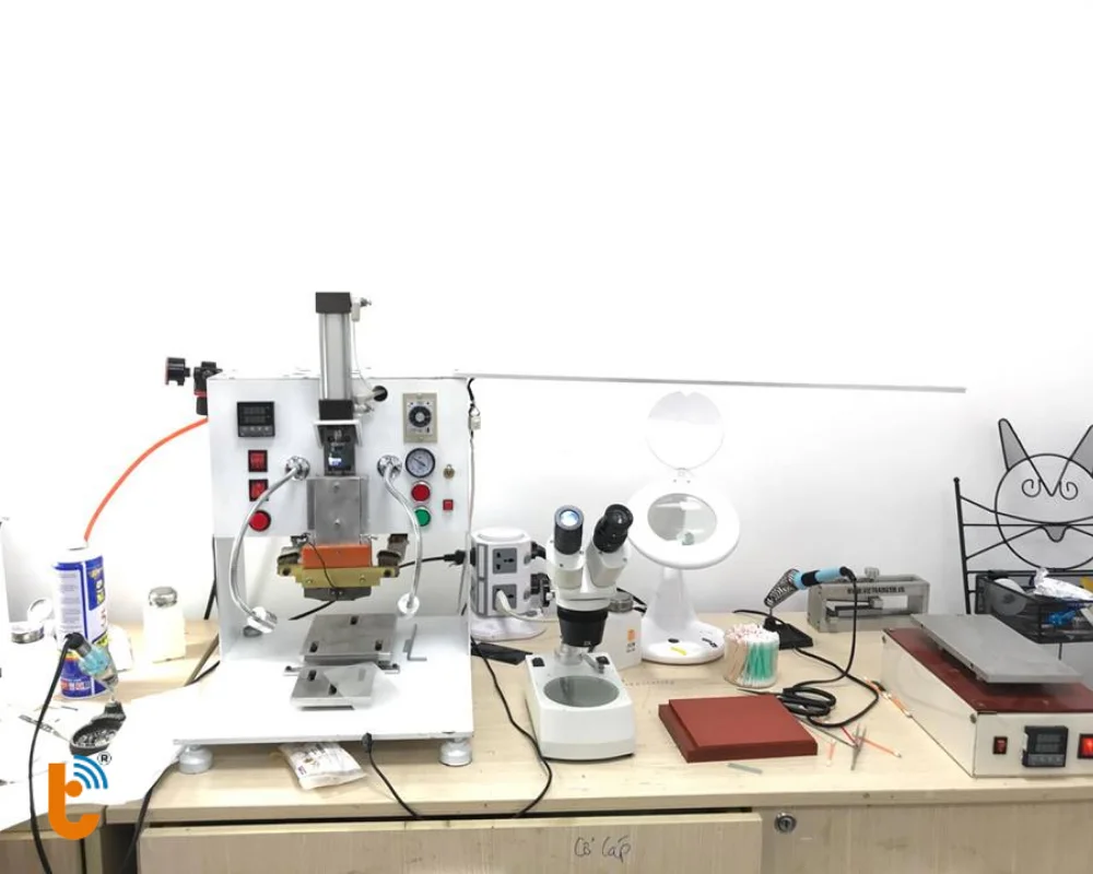 Bộ dụng cụ cần thiết khi thay pin điện thoại