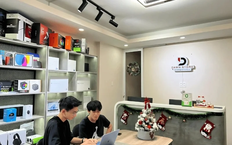 Dawnstore-4