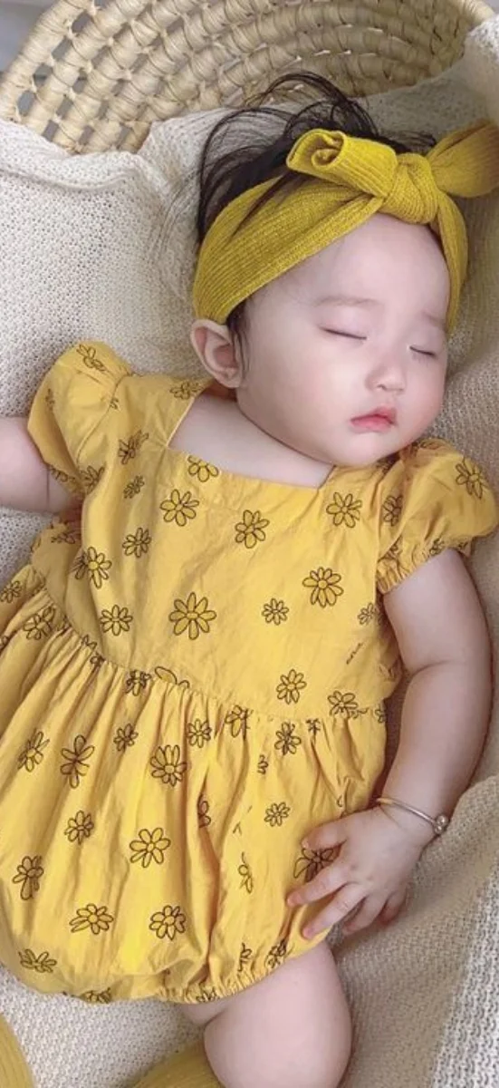 Hinh-nen-be-gai-so-sinh-de-thuong (2)