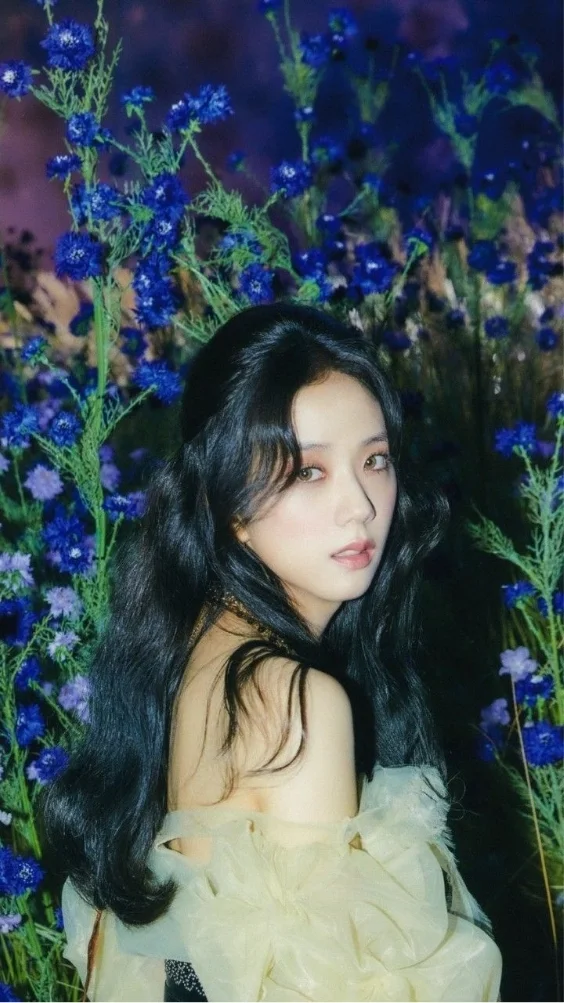 Hinh-nen-Jisoo (8)