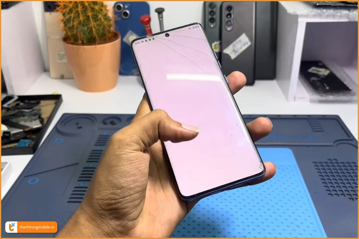 Huawei P50 Pro nứt bể mặt kính