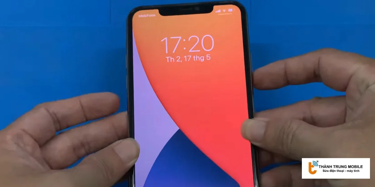 iPhone khởi động lại hoàn tất
