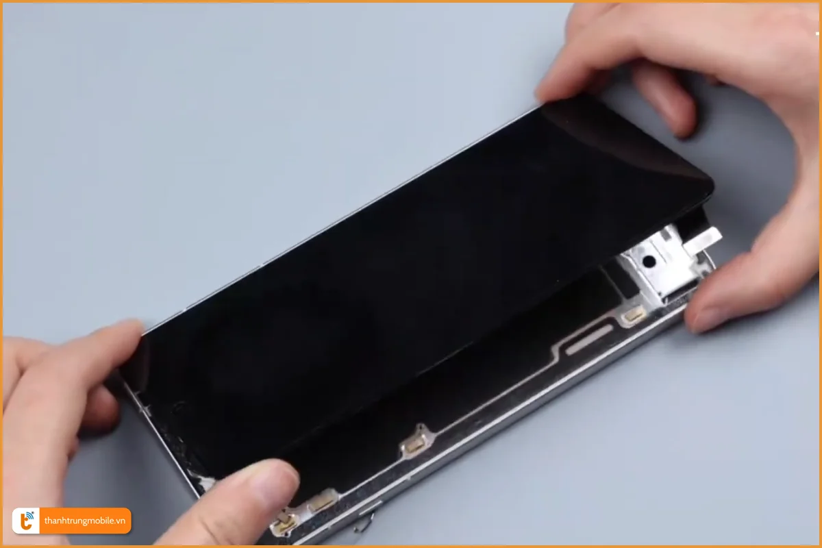 Quy trình thay màn hình Oppo Find X8