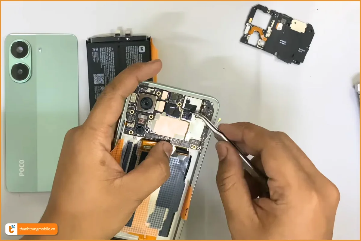 Quy trình thay vỏ POCO X7 Pro chuyên nghiệp