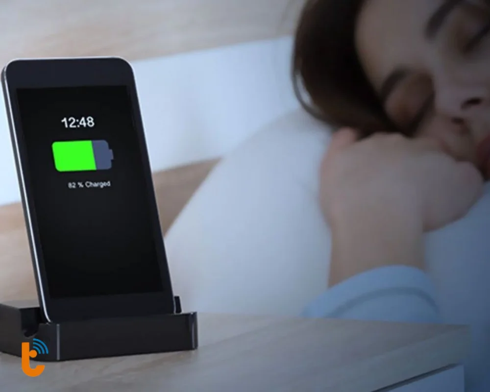 Sạc pin iPhone không đúng cách nguy cơ làm chai pin