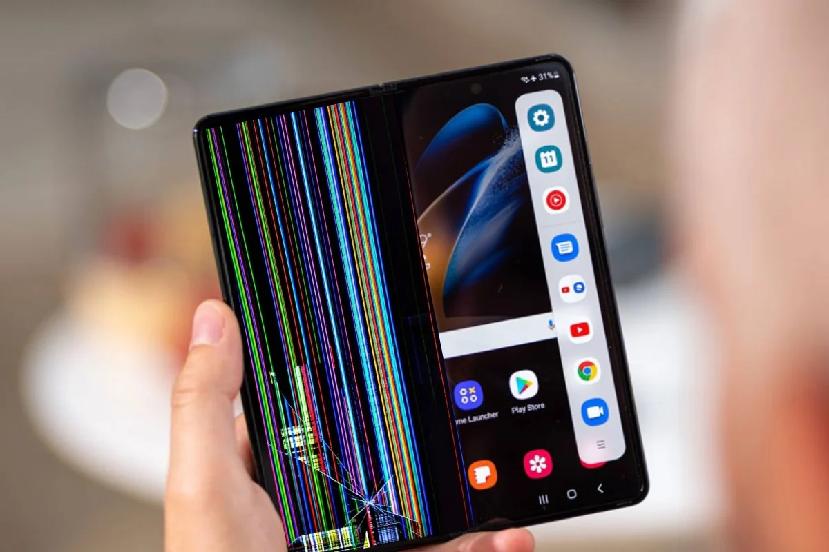 Samsung Galaxy Z Fold 5 bể màn hình trong