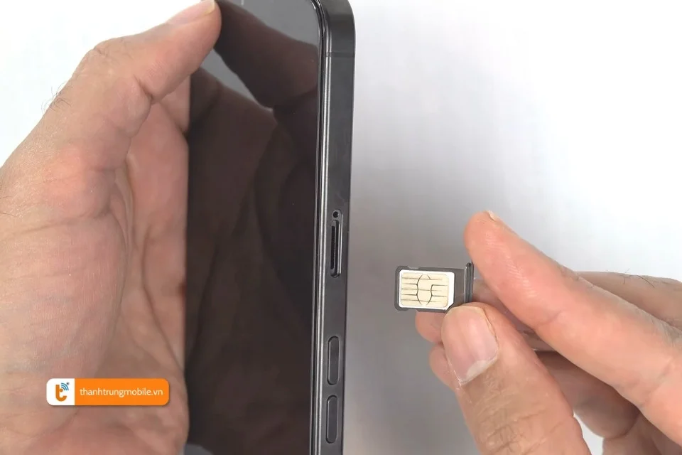 SIM Ghép iPhone 15