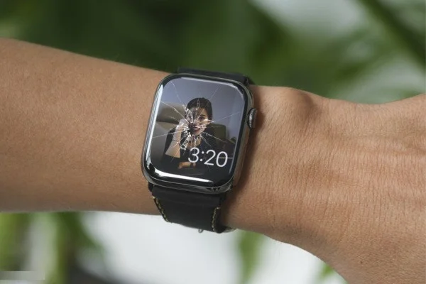 thay-mat-kinh-apple-watch-series-7-2