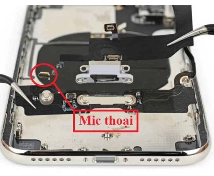 Vì sao bạn cần phải thay mic Huawei Y9 mới