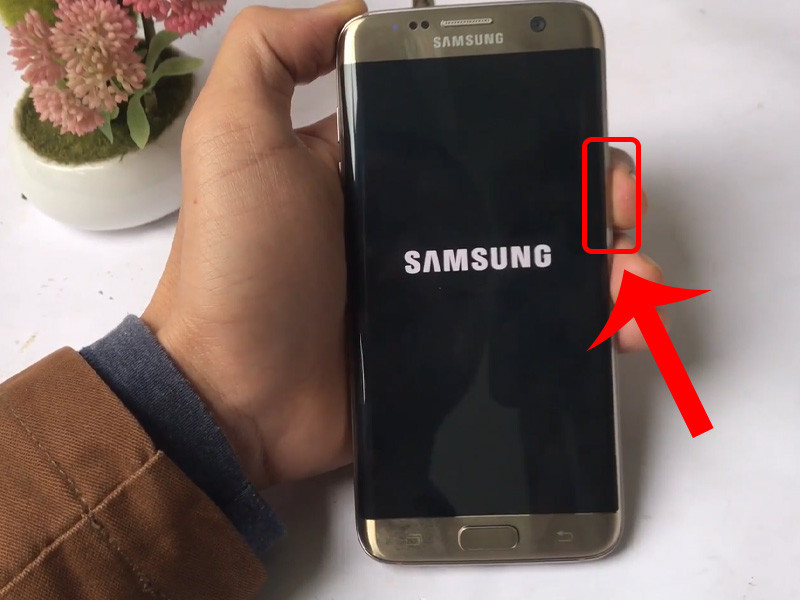 Samsung S6 Edge mất nguồn 5