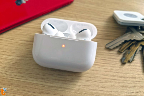thay-mic-airpods-2