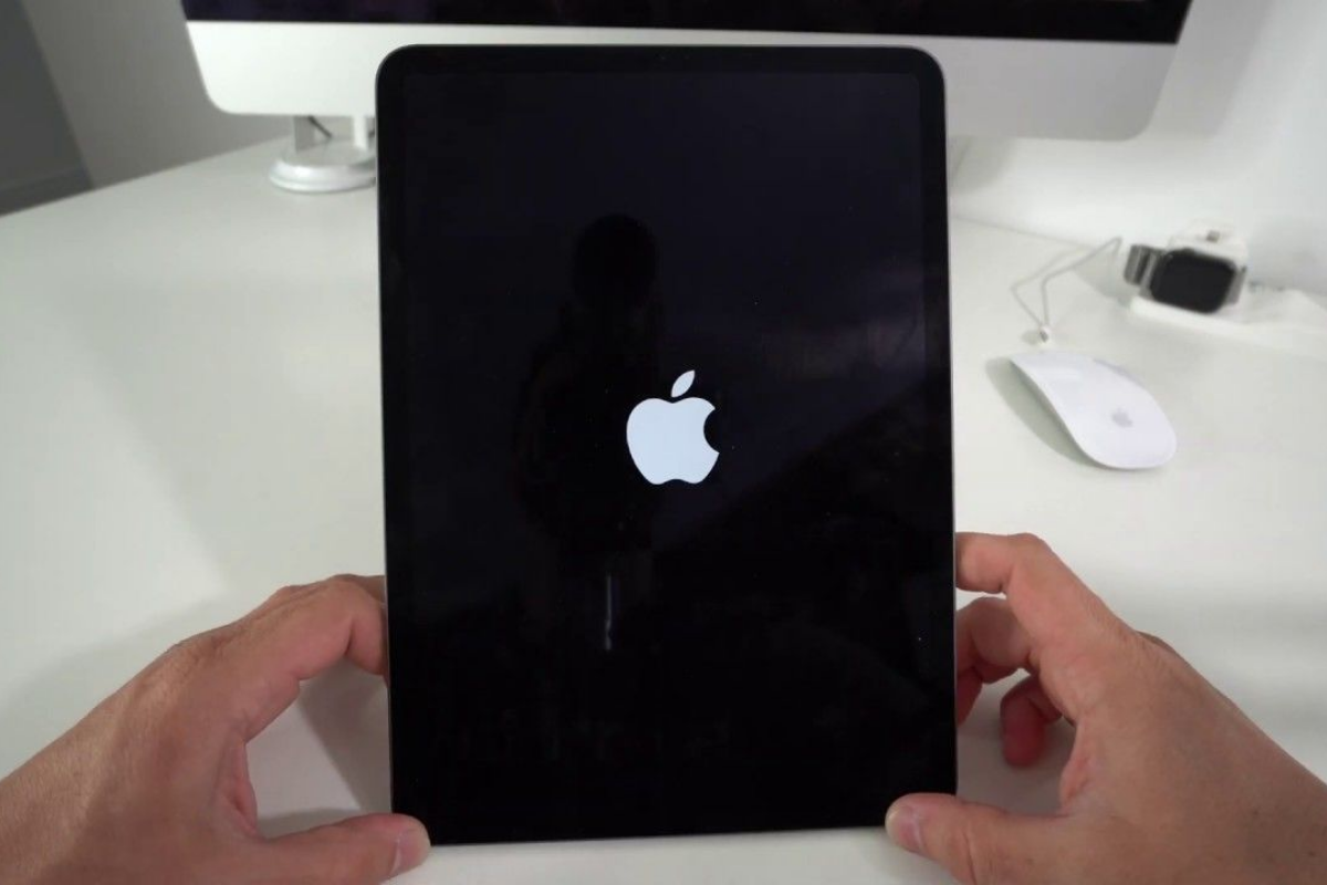iPad bị treo táo