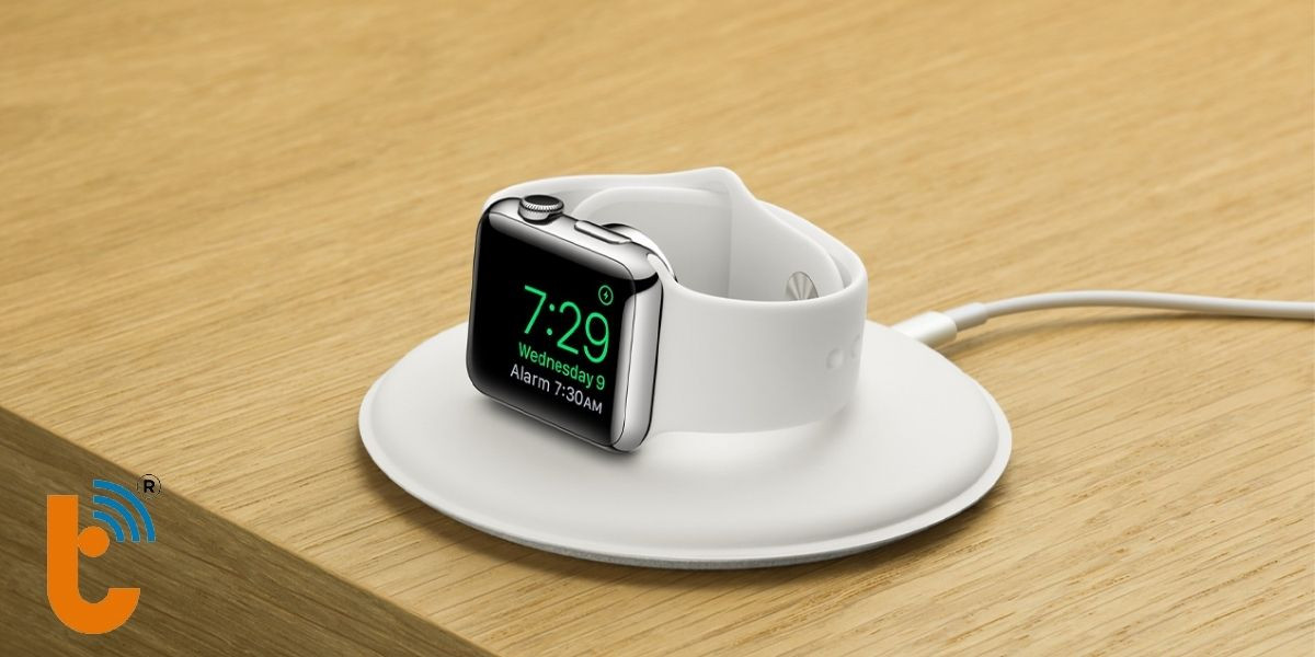 Không để Apple Watch cạn pin rồi mới sạc