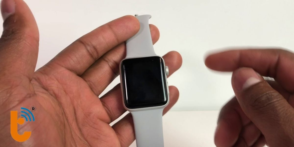 Tìm hiểu về Apple Watch để lâu không sạc có sao không?