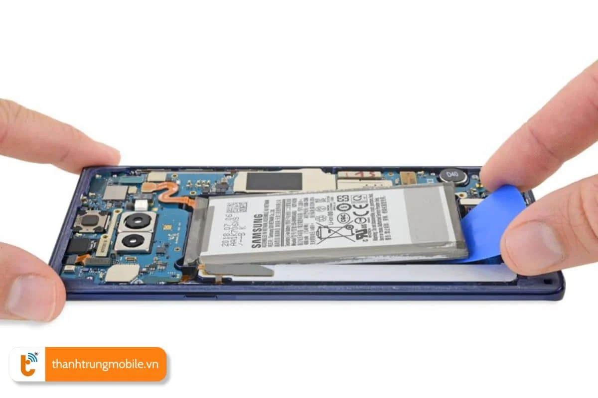 Dấu hiệu cần thay pin Samsung Note 9 mới