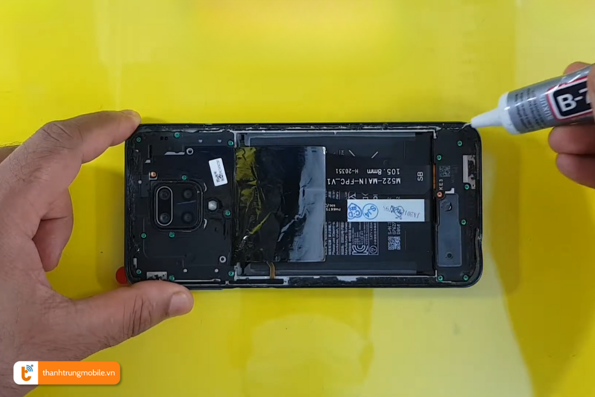 Quy trình thay vỏ điện thoại Redmi Note 9S tại Thành Trung Mobile