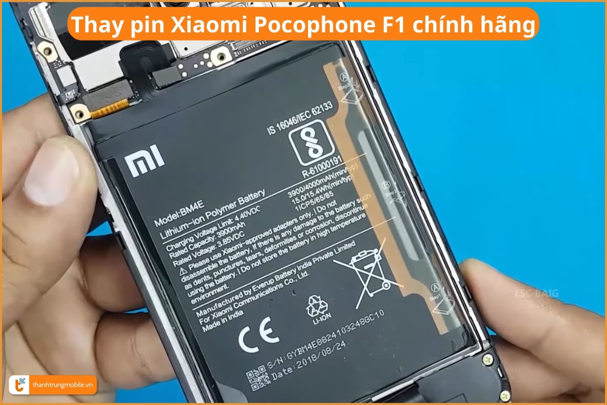 Thay pin Xiaomi Poco F1 chính hãng