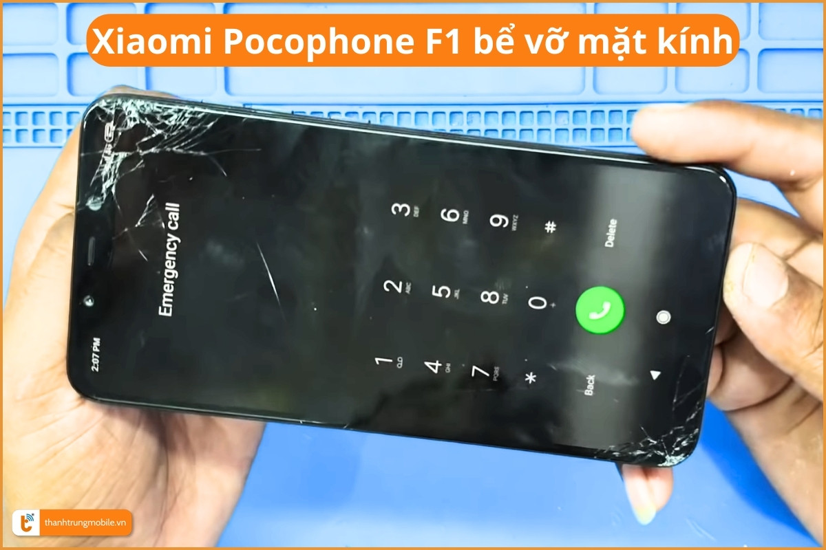 Xiaomi Pocophone F1 bể vỡ mặt kính