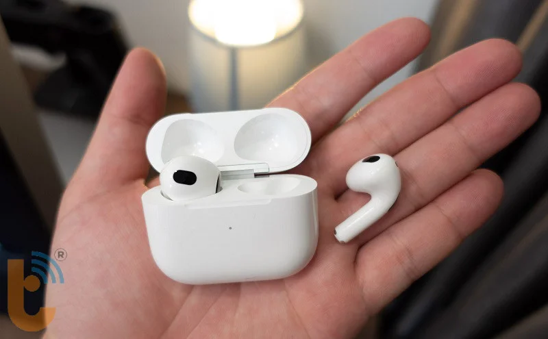 AirPods (thế hệ thứ 3)