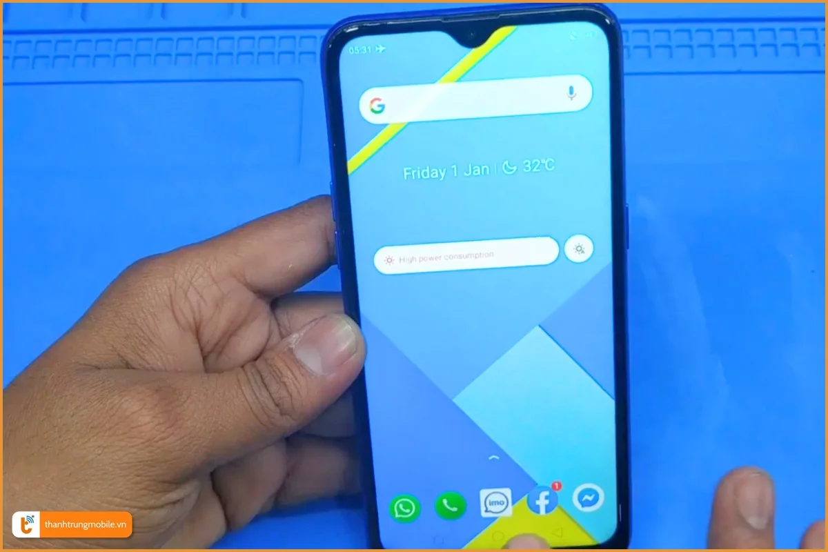 Ép kính Realme C2 chuyên nghiệp