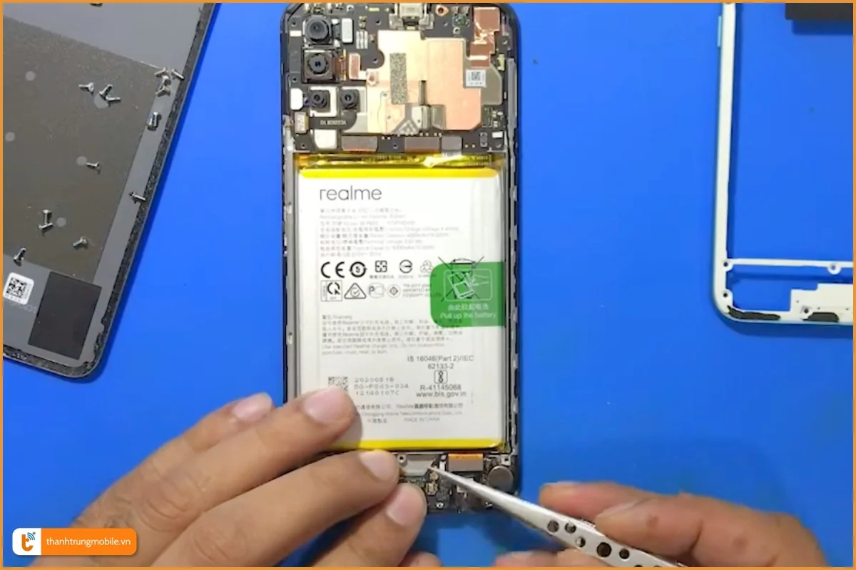 Quy trình thay pin điện thoại Realme C17