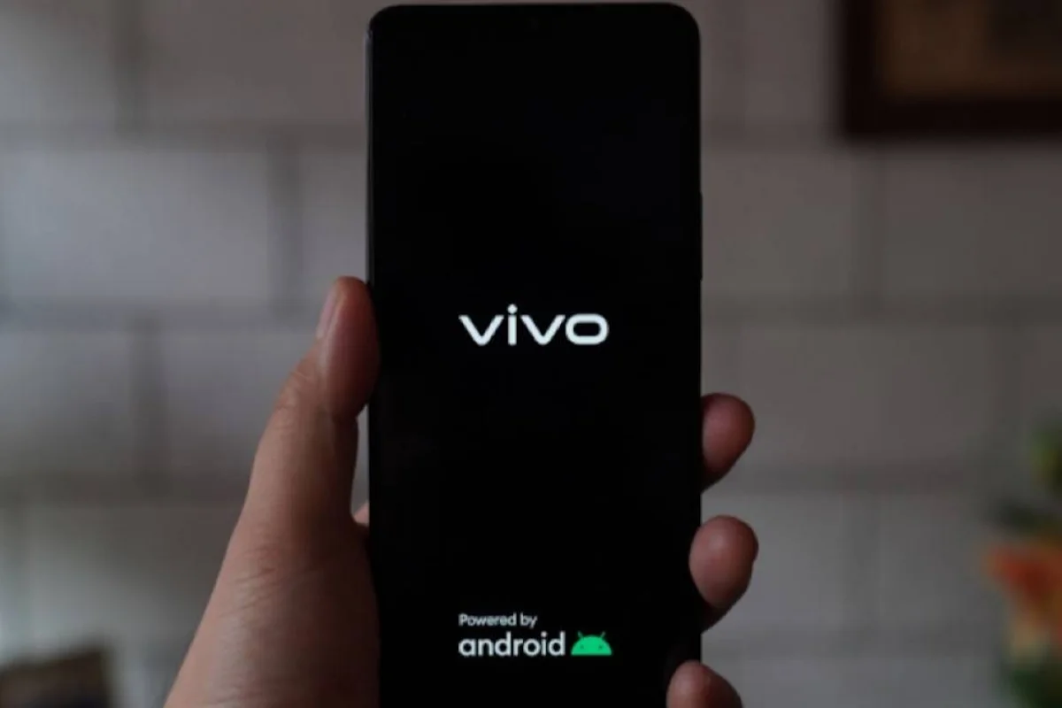 Điện thoại Vivo treo logo