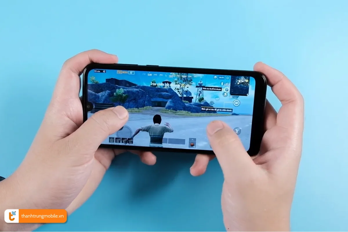 Sử dụng tác vụ nặng như chơi game trong thời gian dài có thể gây chai pin Vsmart Star 4