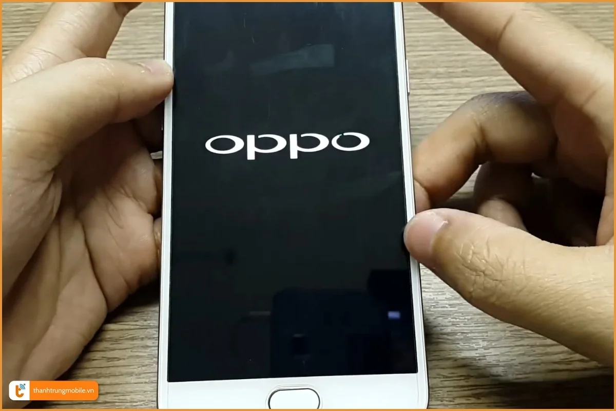 Oppo F1S treo logo cần chạy lại phần mềm