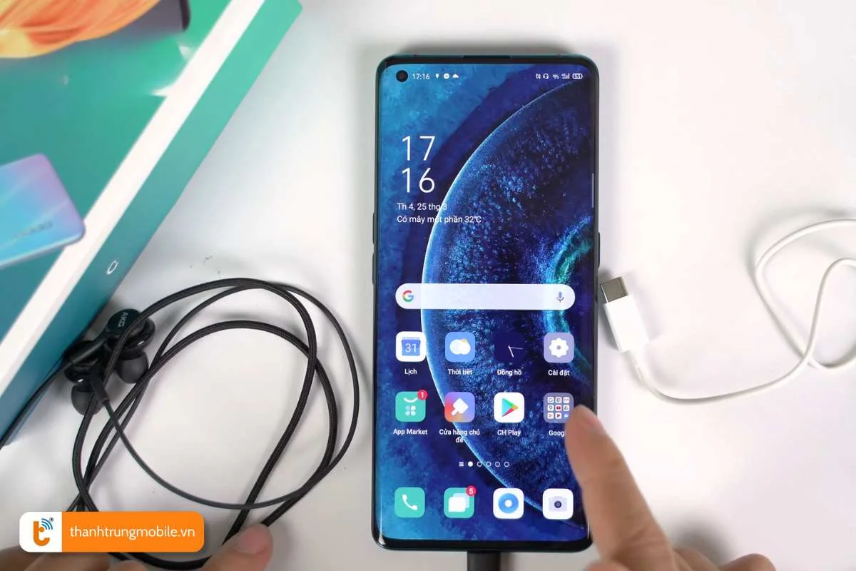 Test máy Samsung bằng tai nghe