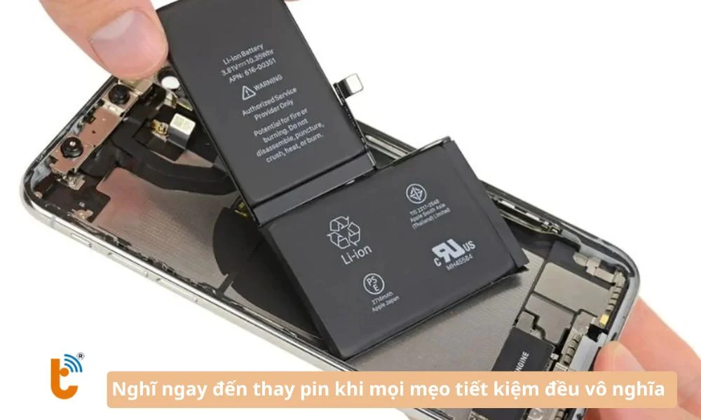 Thay pin điện thoại